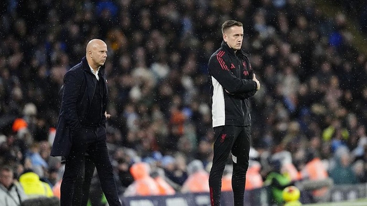 Liverpool Pecat Pelatih Set-Piece Aaron Briggs Akibat Rentetan Kebobolan Gol