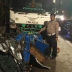 Bajaj Penyek Terimpit Dua Trailer di Marunda, Sopir Luka Serius