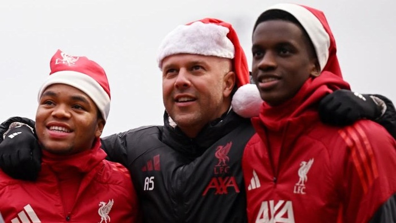 Arne Slot Ungkap Permintaan Natal: Kesembuhan Alexander Isak dari Cedera Parah