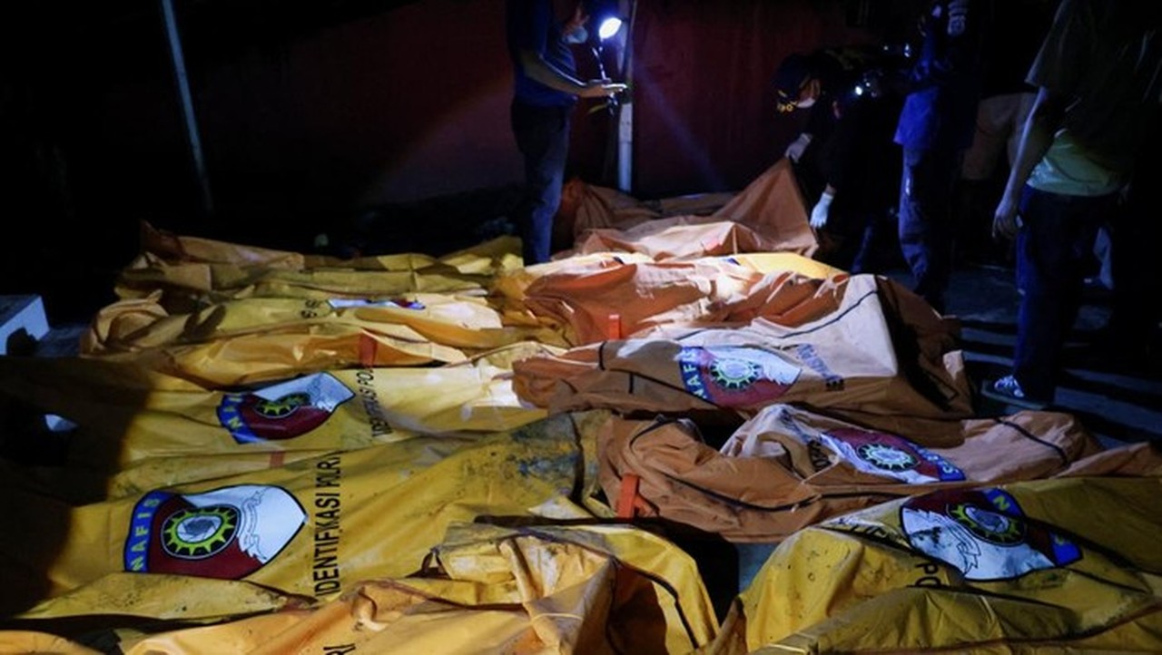 Empat Jenazah Korban Kebakaran Panti Werdha Manado Teridentifikasi, 12 Lainnya Masih Proses Empat Jenazah Korban Kebakaran Panti Werdha Manado Teridentifikasi, 12 Lainnya Masih Proses