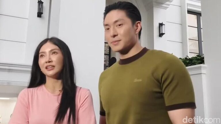 Sarwendah Refleksi Cobaan Hidup 2025, Ungkap Harapan di Tahun Baru