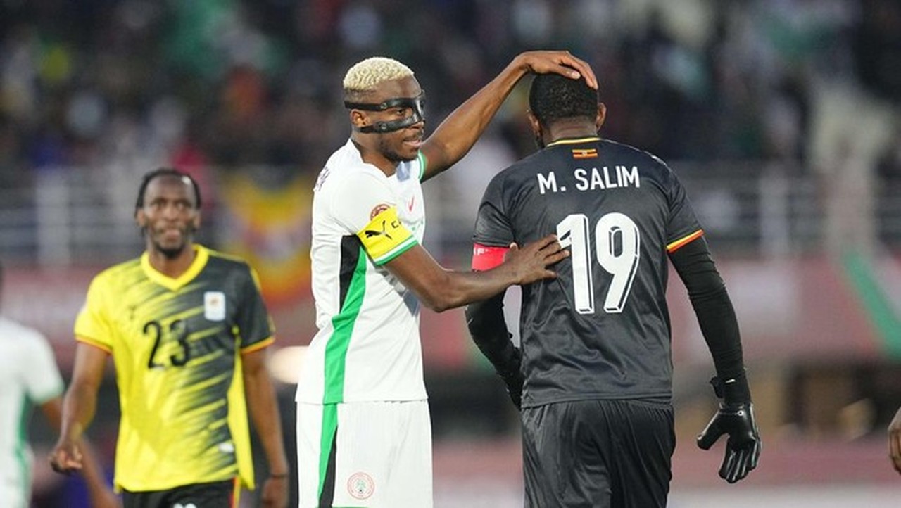 Piala Afrika 2025: Uganda Terpaksa Turunkan Tiga Kiper Lawan Nigeria Akibat Kartu Merah