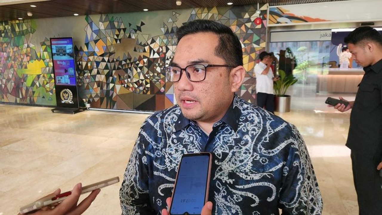 Ketua Komisi II DPR: Pemilihan Kepala Daerah via DPRD Tak Perlu Diperdebatkan Secara Konstitusional