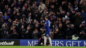 Kekecewaan Suporter Chelsea Saat Cole Palmer Diganti, Asisten Pelatih Beri Penjelasan