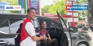 Pertamina Sumbagut Rayakan Natal dengan Bagikan Hampers UMKM Lokal di 25 SPBU