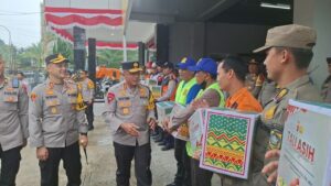 Kapolda Jabar Puji Inisiatif Kapolres Bogor Berdayakan Supeltas dan Diskon Hotel untuk Kelancaran Puncak