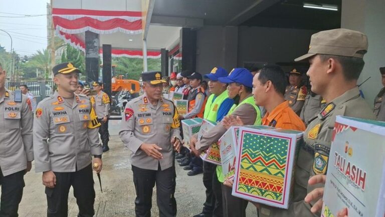 Kapolda Jabar Puji Inisiatif Kapolres Bogor Berdayakan Supeltas dan Diskon Hotel untuk Kelancaran Puncak