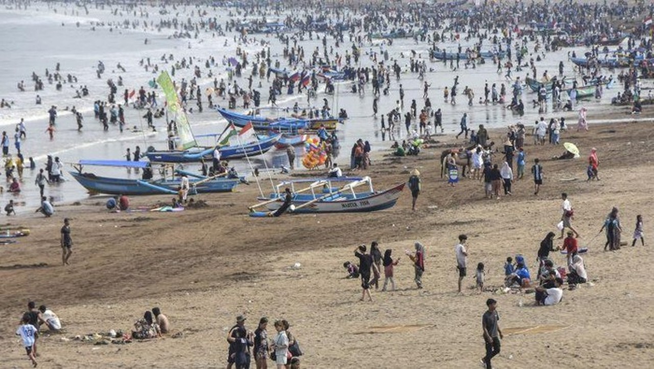 Prediksi Dishub Jabar: 21,2 Juta Warga Jabar Bergerak Saat Nataru, Mayoritas untuk Wisata