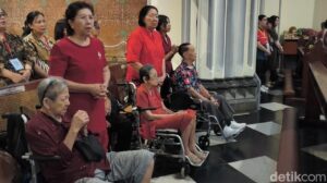 Gereja Katedral Jakarta Hadirkan Misa Natal Khusus Lansia untuk Kenyamanan Beribadah