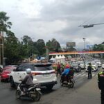 Usai One Way ke Puncak Bogor, Arus Lalin di Simpang Gadog Terpantau Padat Merayap