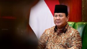 Prabowo Subianto Hadiri Open House Natal di Rumah Kapolri Bersama Putranya, Didit Hediprasetyo