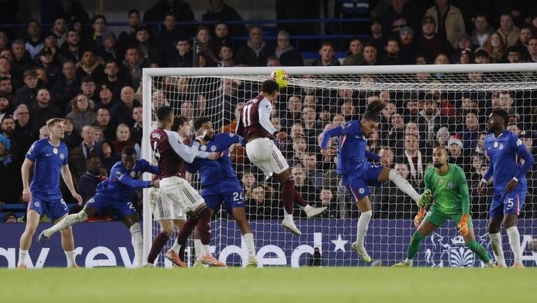Chelsea Takluk di Kandang Sendiri, Aston Villa Comeback Dramatis 1-2