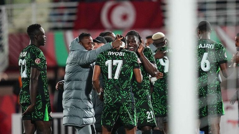 Nigeria Melaju ke 16 Besar Piala Afrika 2025 Usai Kalahkan Tunisia dalam Drama Lima Gol