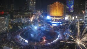 Car Free Night Malam Tahun Baru di Bundaran HI: Jadwal, Penutupan Jalan, dan Panggung Hiburan