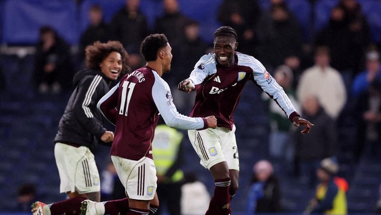 Aston Villa Buktikan Diri Raja Comeback Liga Inggris Usai Kalahkan Chelsea 2-1