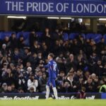 Cole Palmer Kesal Diganti Saat Chelsea Kalah dari Aston Villa, Enzo Maresca Beri Penjelasan