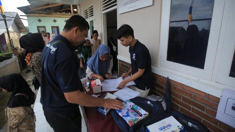 CT ARSA Foundation Gelar Khitanan Massal Gratis untuk 87 Anak Yatim Dhuafa di Bekasi CT ARSA Foundation Gelar Khitanan Massal Gratis untuk 87 Anak Yatim Dhuafa di Bekasi