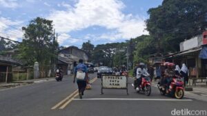 Arus Balik Puncak Bogor: Sistem One Way Diberlakukan untuk Kelancaran Kendaraan ke Jakarta
