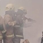 Papan Billboard Sarinah Terbakar Diduga Akibat Korsleting Listrik, Damkar Berhasil Padamkan Api