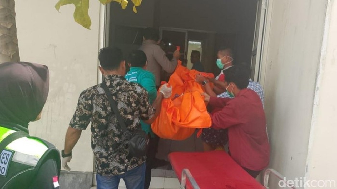 Tiga Sekeluarga Ditemukan Tewas di Situbondo, Polisi Sita Pisau dan Lima Ponsel