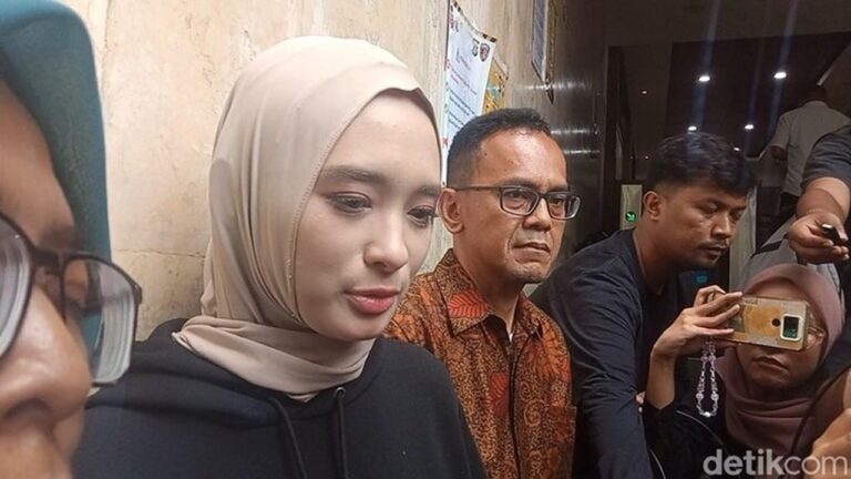 Inara Rusli Berharap Damai dengan Wardatina Mawa, Siap Ikuti Proses Hukum