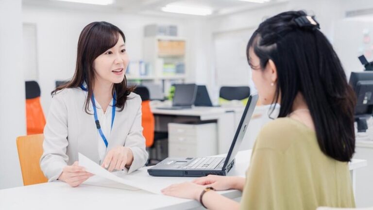 Penyesuaian Jadwal Layanan Publik dan Perbankan Selama Libur Tahun Baru 2026