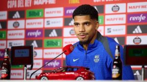 Ronald Araujo Kembali Berlatih Bersama Barcelona Usai Cuti Pribadi, Siap Merumput Januari 2026