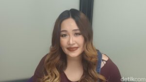 Perjuangan Pinkan Mambo: Anak Idap Lemah Otot Jantung, Berobat ke Singapura Berbuah Mukjizat