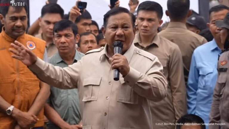 Prabowo Tunjuk Tito Karnavian Pimpin Satgas Pemulihan Pascabencana Sumatera Prabowo Tunjuk Tito Karnavian Pimpin Satgas Pemulihan Pascabencana Sumatera