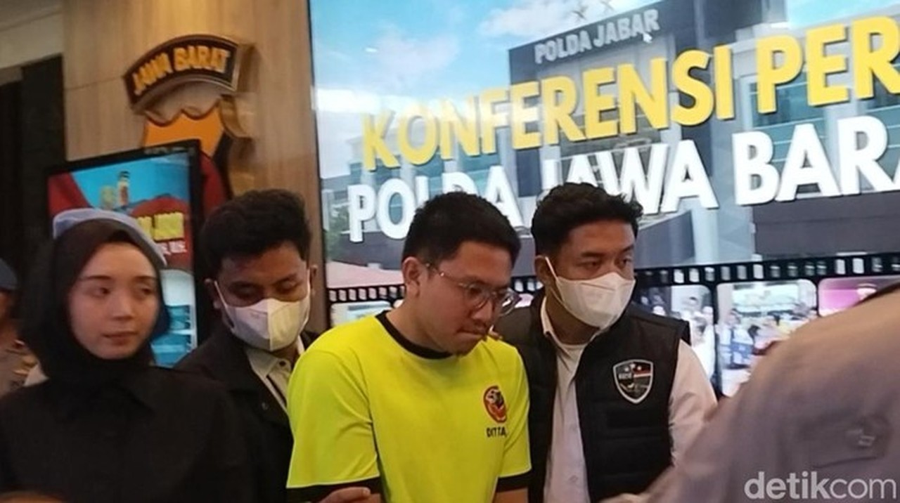 Berkas Kasus Ujaran Kebencian YouTuber Resbob Dilimpahkan ke Kejaksaan Berkas Kasus Ujaran Kebencian YouTuber Resbob Dilimpahkan ke Kejaksaan