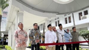 Menko PM Bentuk Pokja Pemberdayaan Pascabencana Sumatera, Fokus Pemulihan Ekonomi Warga