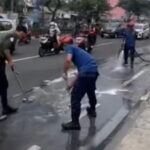 Tumpahan Minyak Restoran di Margonda Depok Sebabkan Sejumlah Pemotor Terjatuh