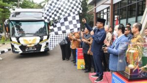 Mendes Yandri Luncurkan Bus Esports: Wadah Kreativitas Gamer Desa Sambut Hari Desa Nasional