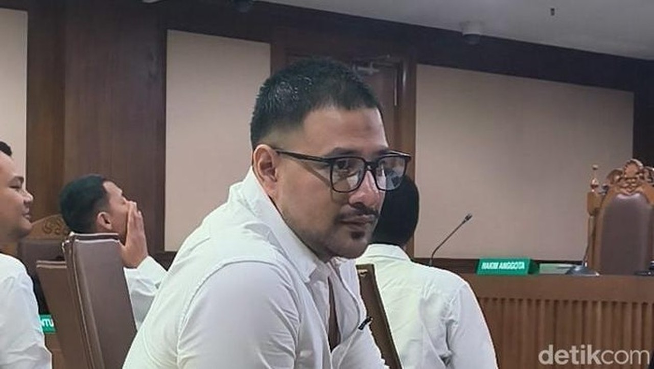 Ammar Zoni Tolak Teken Berkas Kasus Narkoba, Akui Bayar Ganda Demi Kamar Sendiri