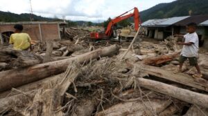 Mendagri Ungkap Usulan Kepala Daerah: Korban Bencana Sumatera Masuk PKH Sementara