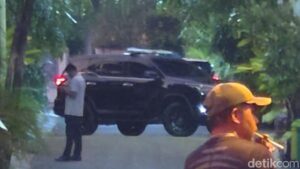 Dua Tersangka Ijazah Palsu Temui Jokowi di Solo, Ajudan Sebut untuk Silaturahmi