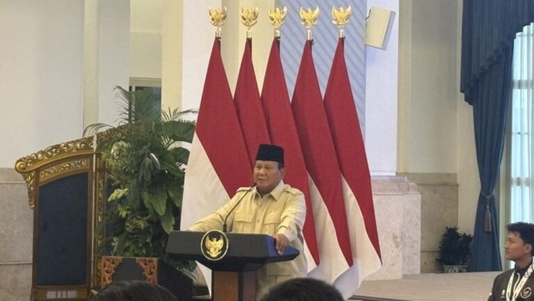 Prabowo Kelakar Soal Bonus Atlet Asian Games 2026: Makin Berat Buat Kami
