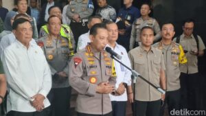 Kapolri Jenderal Listyo Sigit: Mayoritas Warga Patuhi Imbauan, Tak Ada Pesta Kembang Api
