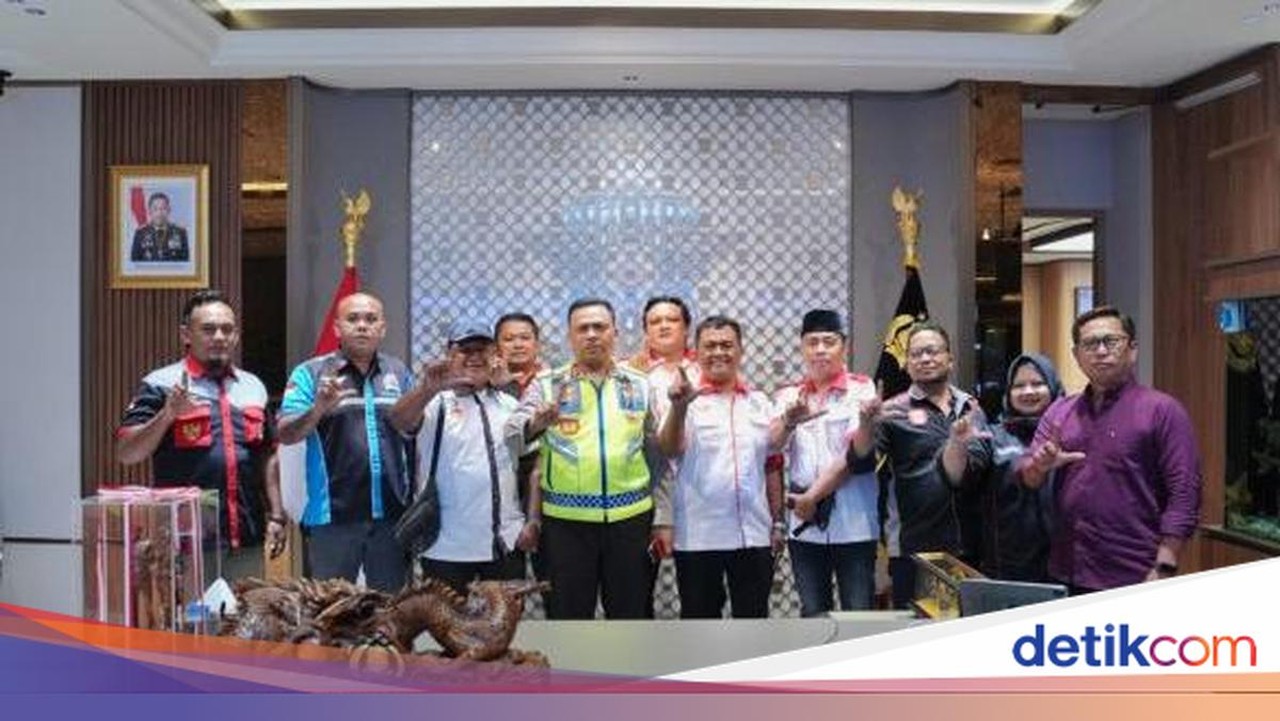 Kakorlantas Polri Dukung Penuh Target Zero Overdimension-Overload 2027 Bersama Asosiasi Pengemudi