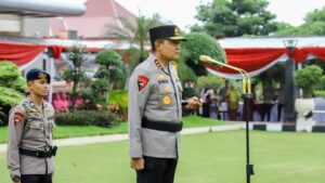 Kapolda Jateng Ajak Keluarga Personel Rayakan Kenaikan Pangkat, Wajibkan Tanam Pohon