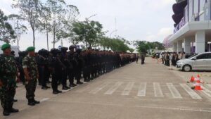 Ratusan Personel Gabungan Amankan Laga Persita Tangerang vs Borneo FC di Indomilk Arena