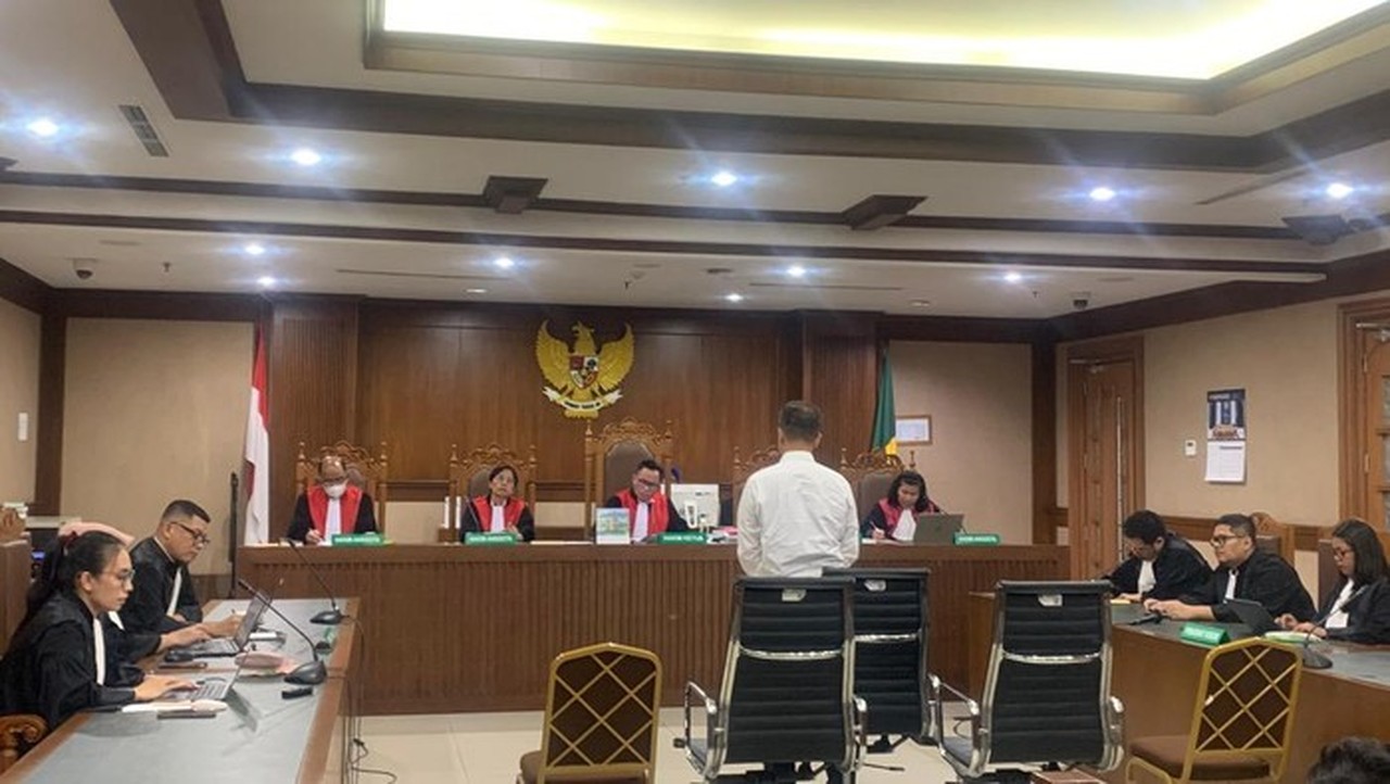 Lima Terdakwa Korupsi Rp 299 Miliar Divonis 8-14 Tahun Penjara oleh Pengadilan Tipikor