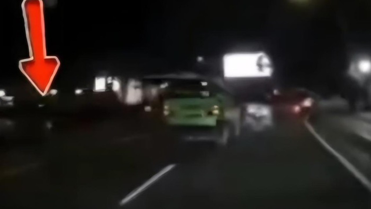 Angkot Ugal-ugalan di Bogor Terekam Kabur Usai Tabrak Pengendara Ojol, Polisi Lakukan Penelusuran Angkot Ugal-ugalan di Bogor Terekam Kabur Usai Tabrak Pengendara Ojol, Polisi Lakukan Penelusuran