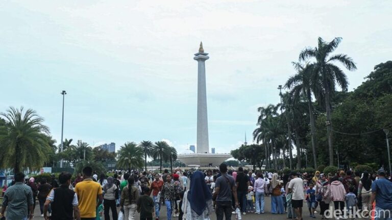 72.363 Pengunjung Serbu Monas Saat Libur Tahun Baru 2026, Melonjak Dibanding Tahun Lalu