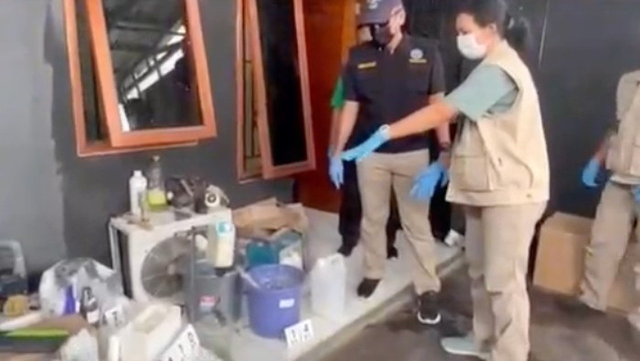 BNN Ungkap Pabrik Tembakau Sintetis di Tangerang, Koki hingga Kurir Dibekuk