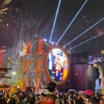 Warga Jakarta Meriahkan Tahun Baru 2026 dengan Kembang Api dan Pertunjukan Drone di Bundaran HI