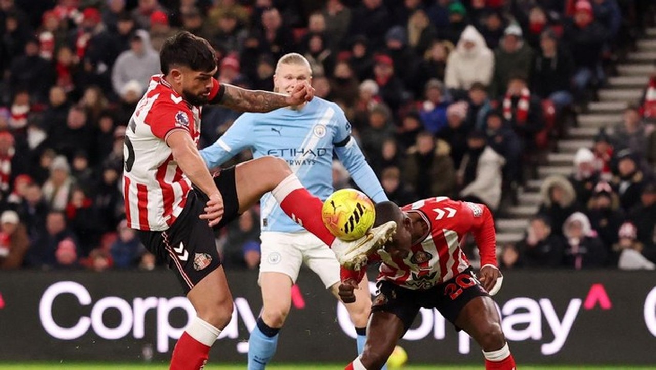 Manchester City Tertahan Imbang 0-0 di Kandang Sunderland, Gagal Pangkas Jarak dengan Arsenal Manchester City Tertahan Imbang 0-0 di Kandang Sunderland, Gagal Pangkas Jarak dengan Arsenal