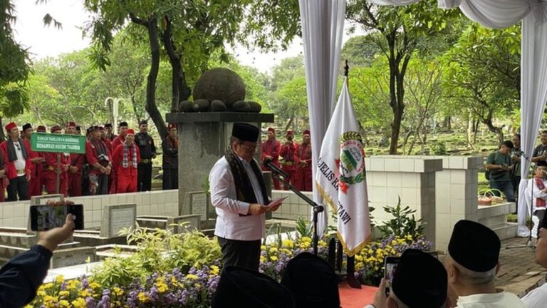 Pramono Anung Undang Sutiyoso Saksikan Pembongkaran Tiang Monorel, Sebut Beban Pribadi Pramono Anung Undang Sutiyoso Saksikan Pembongkaran Tiang Monorel, Sebut Beban Pribadi