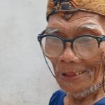 Di Usia 75 Tahun, Diding Boneng Tetap Eksis di Teater dan Mengajar Mahasiswa Meski Rumah Roboh
