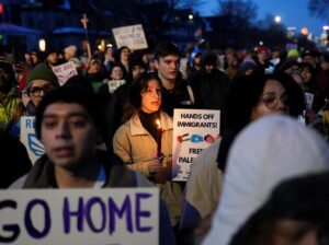 Demo Besar-besaran di Minneapolis Mengecam Penembakan Fatal Wanita oleh Agen Imigrasi AS